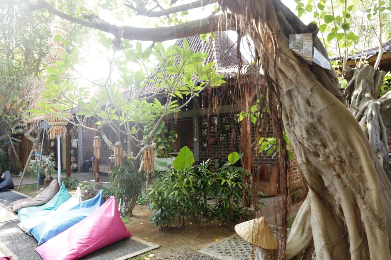 Хостел Da Housetel Kuta Кута Екстер'єр фото