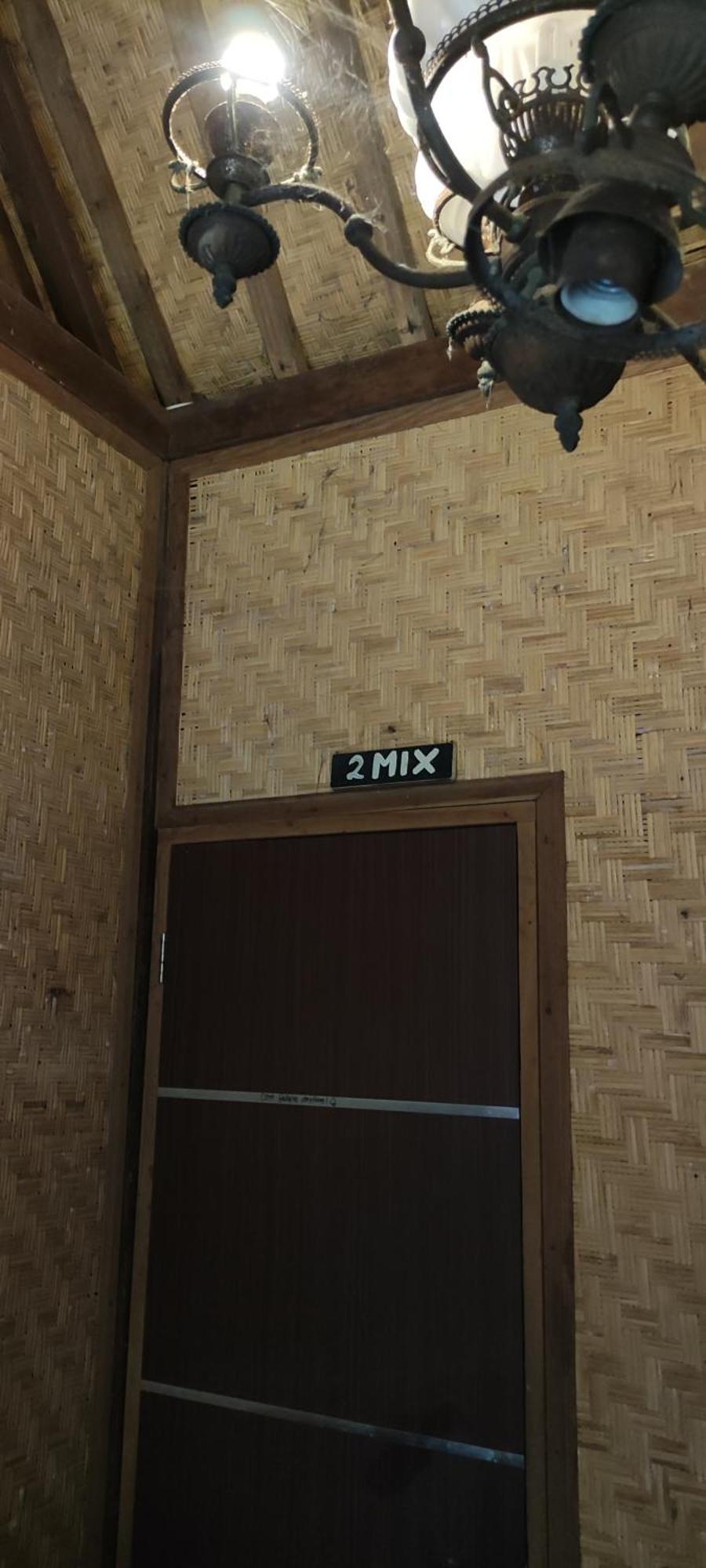 Хостел Da Housetel Kuta Кута Екстер'єр фото